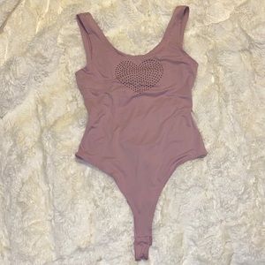 ⭐️NWT ❤️ heart body suit
